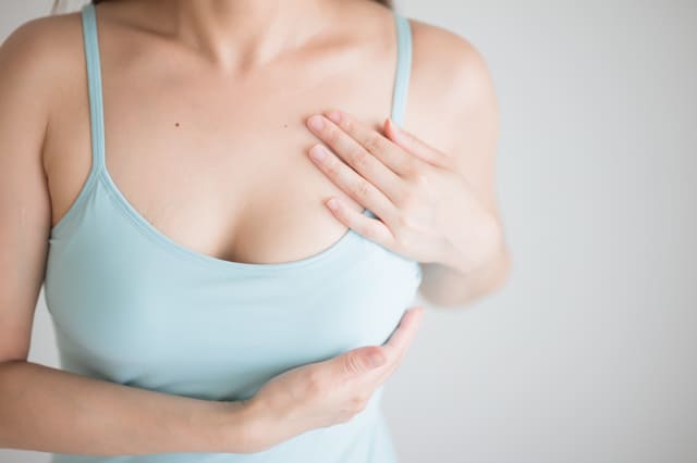 乳房の張り　ピル　副作用